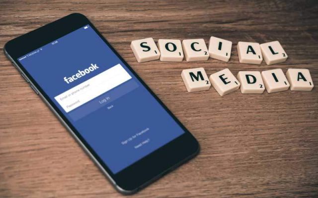 Kaip išlaikyti auditorijos dėmesį ir sustiprinti ryšį su vartotojais socialiniuose tinkluose?