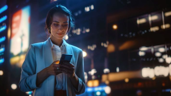 Kas naujo socialiniuose tinkluose? Nuo METOS išsišokimo iki naujų emodžių