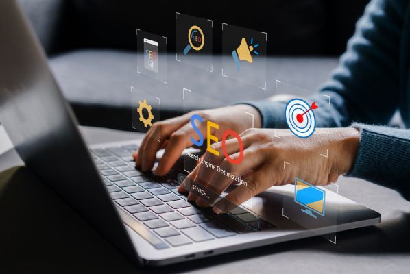Kaip dažnai rašyti SEO straipsnius, norint būti matomam Google ir AI