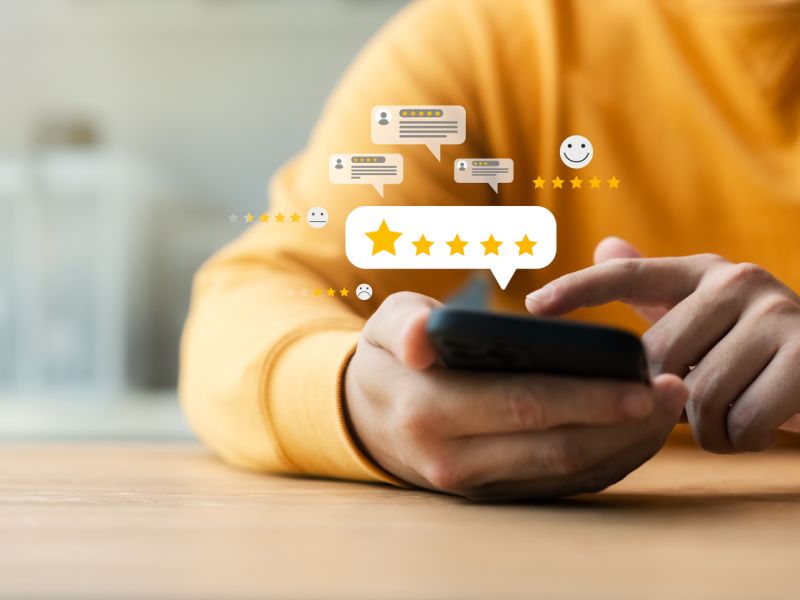 Klientų atsiliepimai ir lokalus SEO: kaip iškilti Google ir AI paieškose